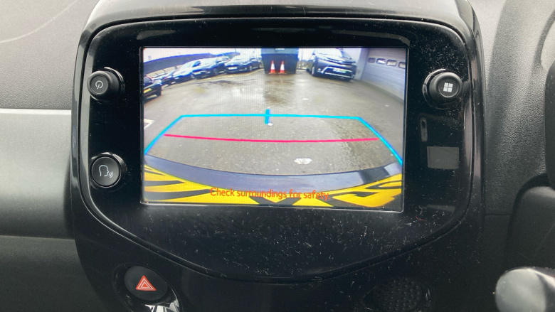 Toyota Aygo 1.0 VVT-i X-Trend TSS 5dr x-shift Petrol Hatchback